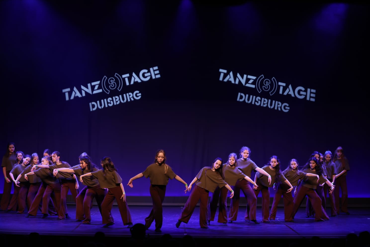 Tanz AG 1
